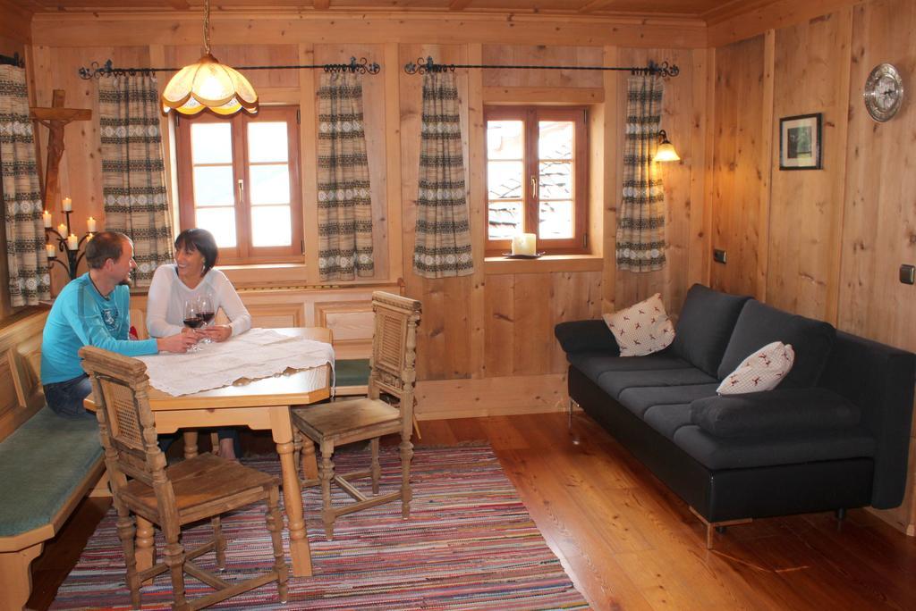 Ferienhaus Veider Обертиллиах Номер фото